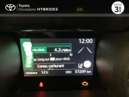 Photo 28 Toyota Yaris  Cross 116h Dynamic Business + Programme Beyond Zero Academy MY22