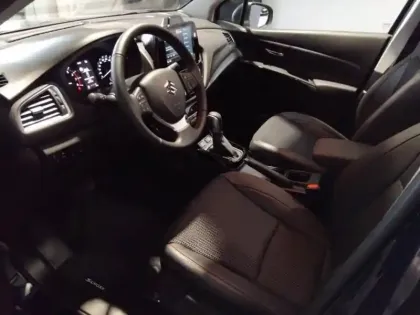 Photo 8 Suzuki S-Cross Gén. II Ph1 Evo Style 5