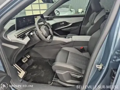 Photo 8 Peugeot 5008  Hybrid 145ch GT e-DCS6