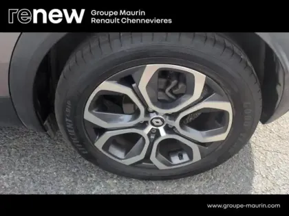 Photo 9 Renault Captur  1.6 E-Tech hybride 145ch Techno Fast Track