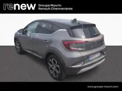 Photo 6 Renault Captur  1.6 E-Tech hybride 145ch Techno Fast Track