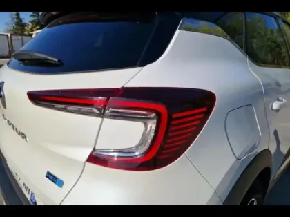 Photo 13 Renault Captur Gén. II (HJB) Ph1 Initiale Paris 5