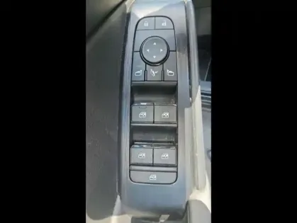 Photo 12 Nissan Qashqai  1.3 Mild Hybrid 140ch Business Edition