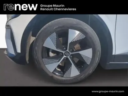 Photo 8 Renault Megane Gén. V (BCB) Ph1 Equilibre 5