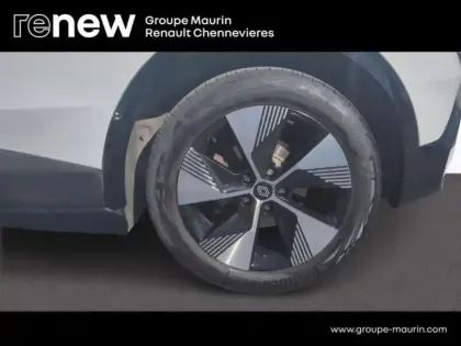 Photo 9 Renault Megane Gén. V (BCB) Ph1 Equilibre 5