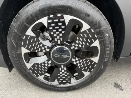 Photo 8 Fiat 600 Gén. I Ph1 La Prima 5