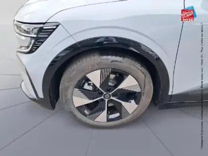 Photo 9 Renault Megane Gén. V (BCB) Ph1 Equilibre 5