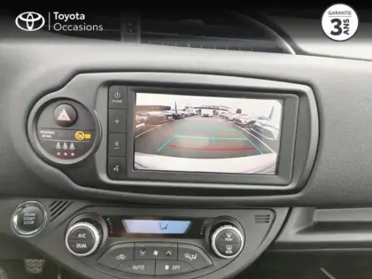 Photo 14 Toyota Yaris Gén. III Ph3 Design Y20 5