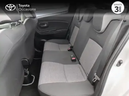 Photo 11 Toyota Yaris Gén. III Ph3 Design Y20 5