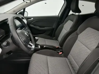 Photo 6 Renault Clio Gén. V (BJA) Ph1 NG Evolution 5