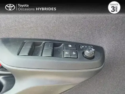 Photo 13 Toyota Yaris Gén. I Ph1 Dynamic 5