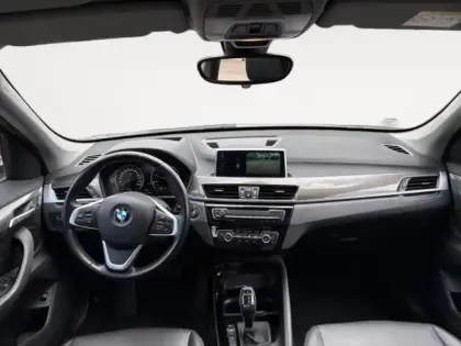 Photo 9 BMW X1  sDrive18dA 150ch xLine Euro6d-T