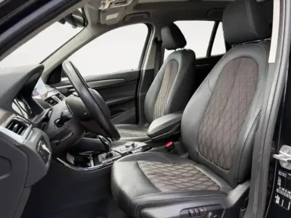 Photo 8 BMW X1  sDrive18dA 150ch xLine Euro6d-T