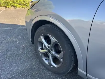 Photo 8 Ford Kuga Gén. III Ph2 ST-Line 5