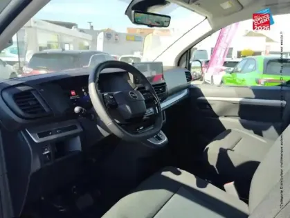 Photo 29 Opel Vivaro Gén. III Ph2 Sportive 4