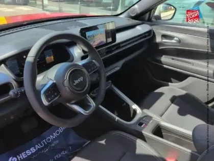 Photo 14 Jeep Avenger  1.2 Turbo T3 110ch MHEV Altitude BVR6 eHybrid