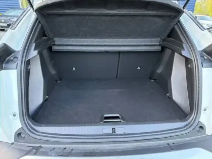 Photo 5 Peugeot 2008  PureTech 130 S&S EAT8