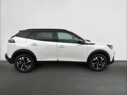 Photo 43 Peugeot 2008  PureTech 130 S&S EAT8