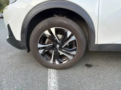 Photo 12 Peugeot 2008  PureTech 130 S&S EAT8