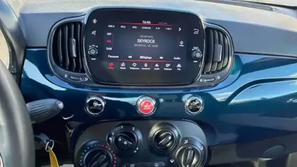 Photo 17 Fiat 500  1.0 70 ch Hybride BSG S/S