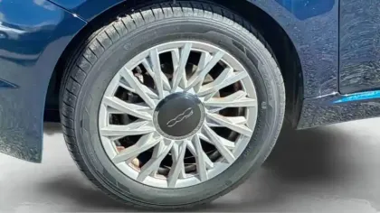 Photo 8 Fiat 500  1.0 70 ch Hybride BSG S/S