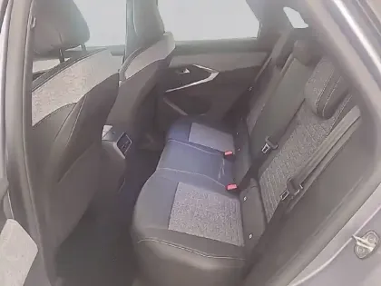 Photo 11 Peugeot 3008  Hybrid 145 e-DCS6