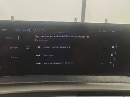 Photo 18 Peugeot 3008  Hybrid 145 e-DCS6