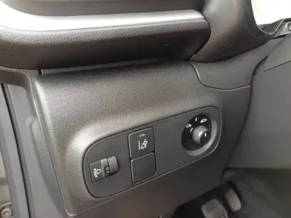 Photo 21 Citroën C3 Gén. III Ph2 YOU! 5