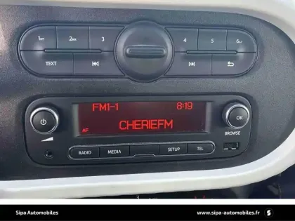 Photo 28 Renault Twingo Gén. III (C07) Ph1 Zen 5