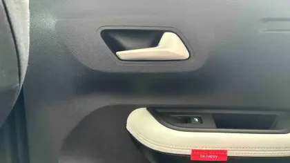 Photo 16 Citroën C3  Turbo 100 ch BVM6