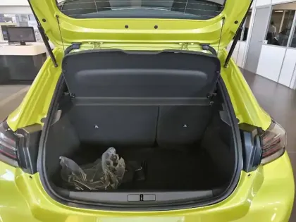 Photo 5 Peugeot 208  Electrique 50 kWh 136ch