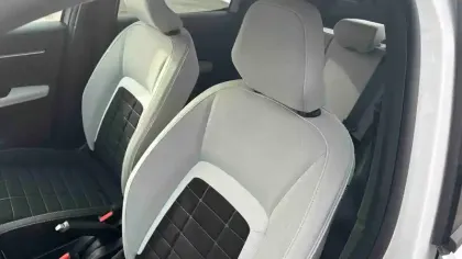 Photo 17 Citroën C3  Turbo 100 ch BVM6