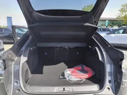 Photo 5 Peugeot 3008  Electrique 210 ch 73 kWh