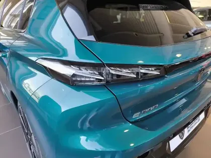 Photo 16 Peugeot 308  Electrique 55 kWh 156ch