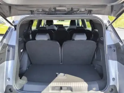 Photo 26 Peugeot 5008  Hybrid 145 ch e-DCS6