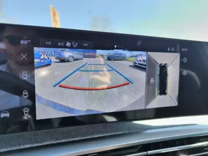 Photo 35 Peugeot 5008  Hybrid 145 ch e-DCS6