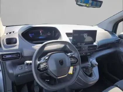 Photo 27 Peugeot Partner  FGN DIESEL 100 CH M MANUELLE