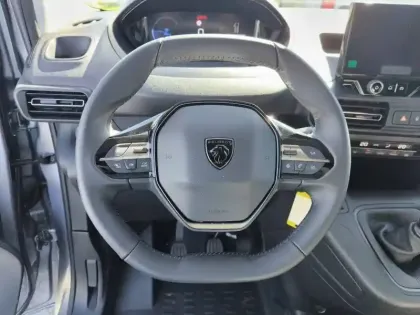 Photo 28 Peugeot Partner  FGN DIESEL 100 CH M MANUELLE