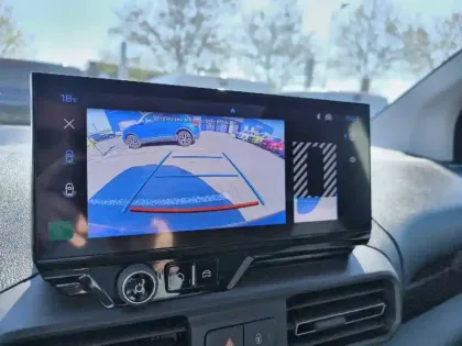 Photo 17 Peugeot Partner Gén. III Ph2 Pro Skill 4