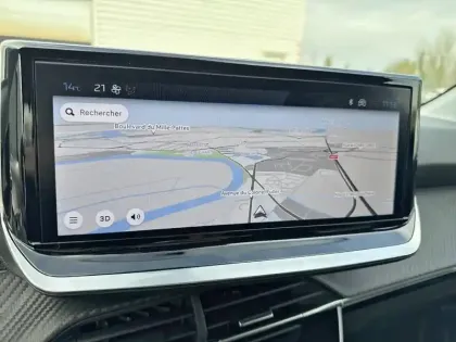 Photo 18 Peugeot 208  Turbo 100 ch BVM6