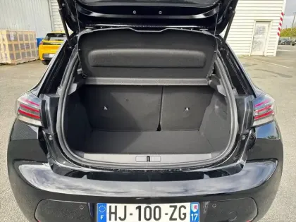 Photo 45 Peugeot 208  Turbo 100 ch BVM6