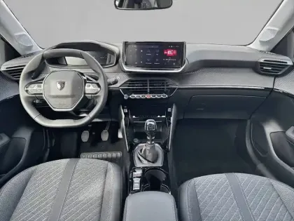 Photo 47 Peugeot 208  Turbo 100 ch BVM6