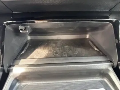 Photo 17 Peugeot 208  Turbo 100 ch BVM6