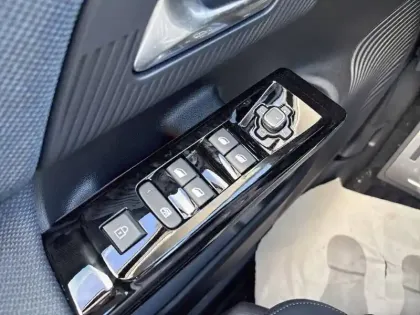 Photo 79 Citroën C5 aircross  Hybride 145 ch e-DCS6