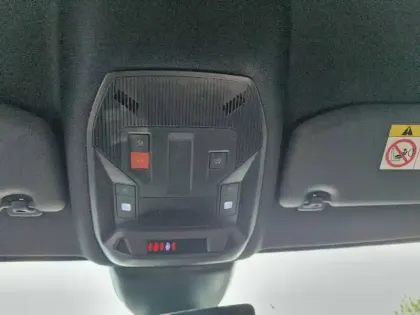 Photo 19 Peugeot 408  Hybrid 145 e-DCS6