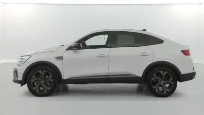 Photo 10 Renault Arkana  E-Tech 145 - 21B