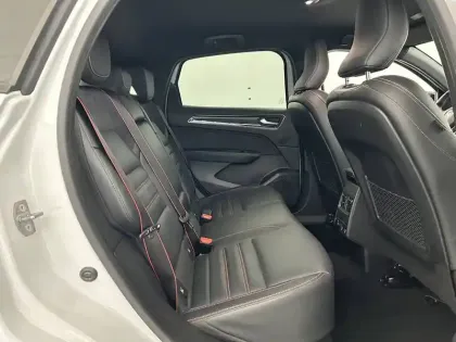 Photo 24 Renault Arkana  E-Tech 145 - 21B