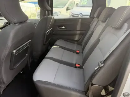 Photo 11 Dacia Jogger  ECO-G 100 7 places GSR2