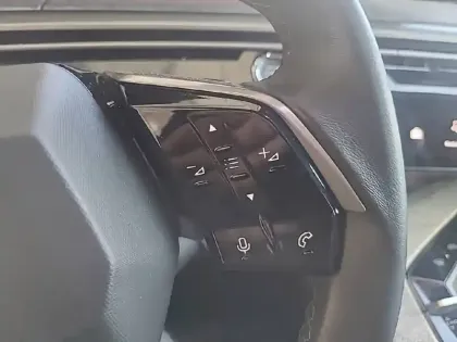 Photo 19 Peugeot 3008  Hybrid 145 e-DCS6