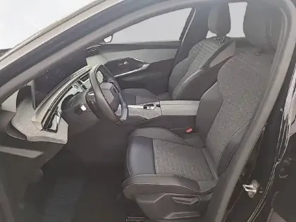 Photo 33 Peugeot 3008  Hybrid 145 e-DCS6